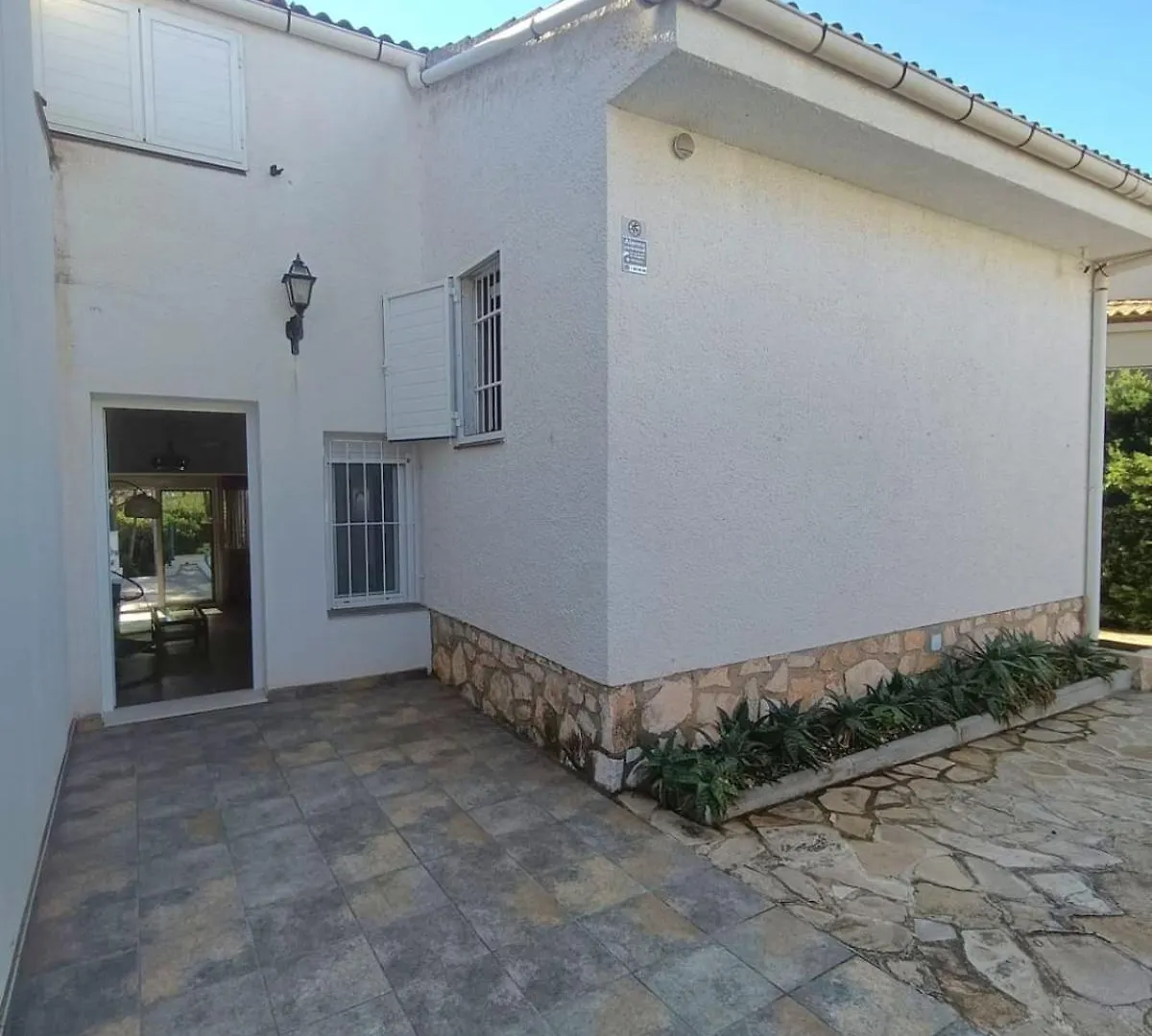 Alojamiento Entero Vivienda En Les Tres Cales Spain